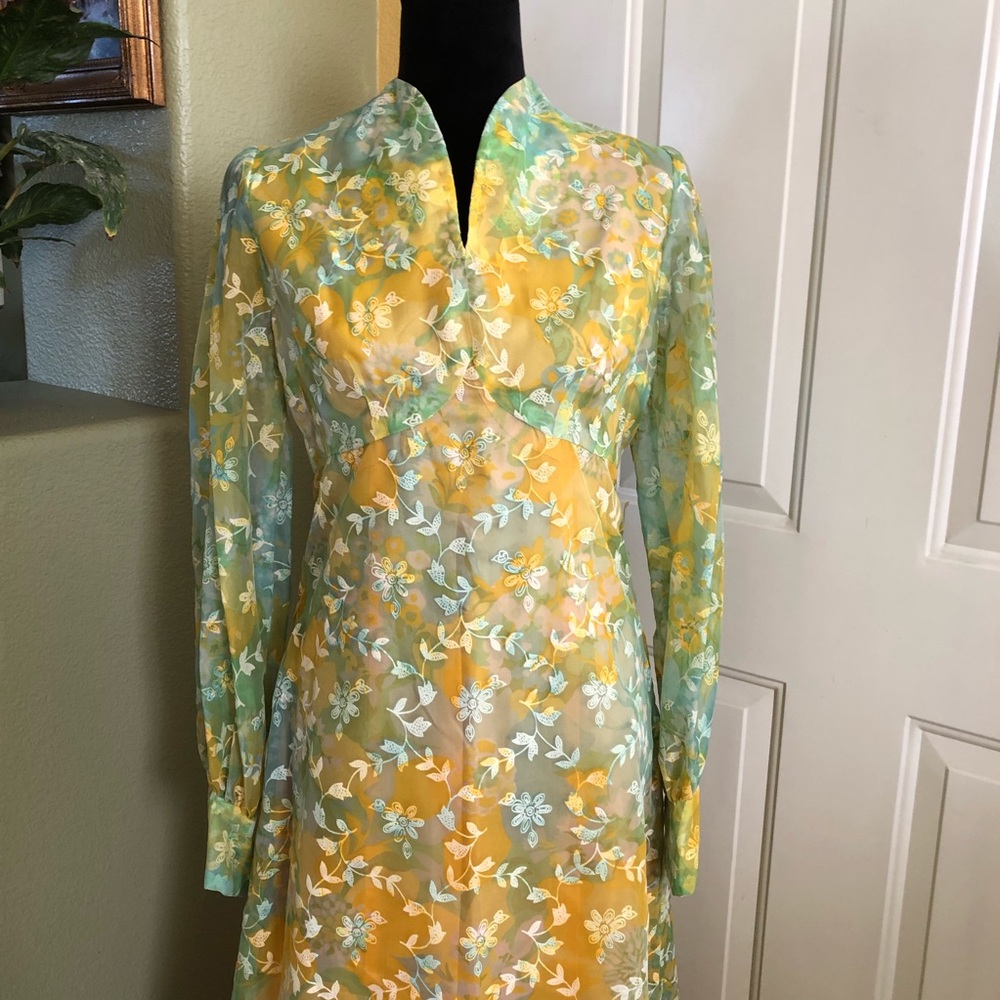 VTG Handmade Floral Dress - Picture 2 of 12
